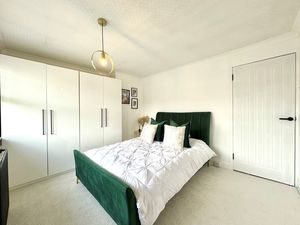 Photo 17- click for photo gallery